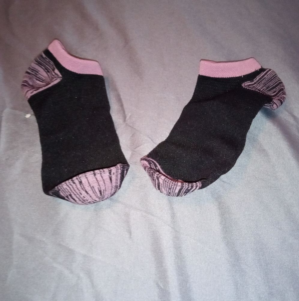 Socks - Picture 2 of 9